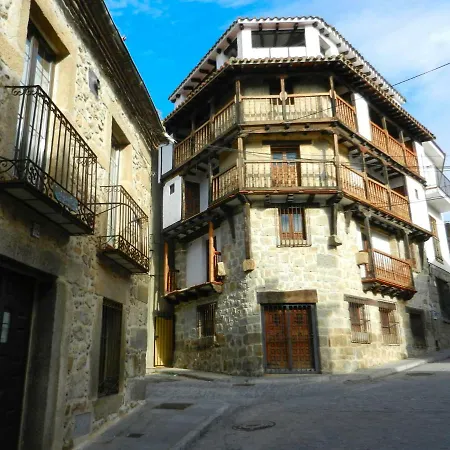 منزل ريفي Casa Rebollares I