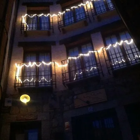 Casa Rebollares I * بيدرالافيس